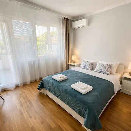 3br Promenade Apartment Varna
