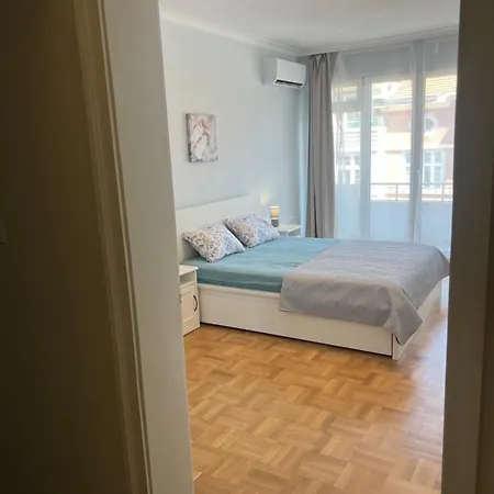 3br Promenade Apartment Varna
